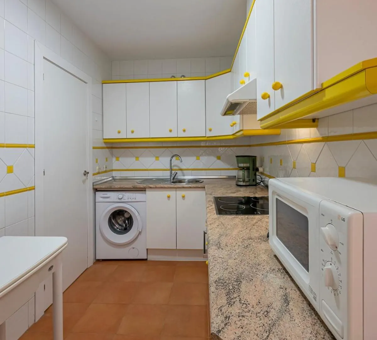 Cozy & Comfy Seaside Retreat In Estepona 0*,