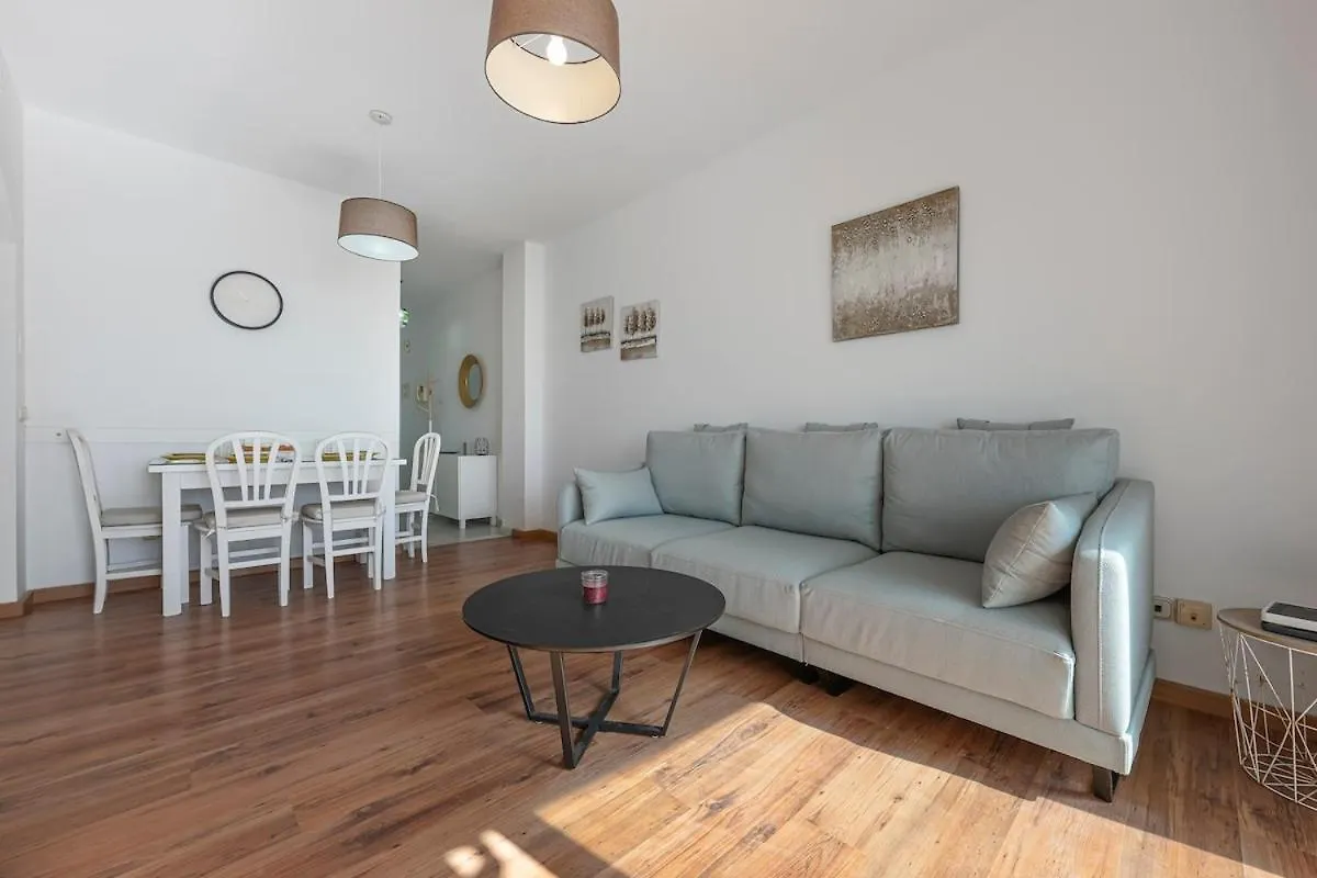 Apartment Cozy & Comfy Seaside Retreat In Estepona